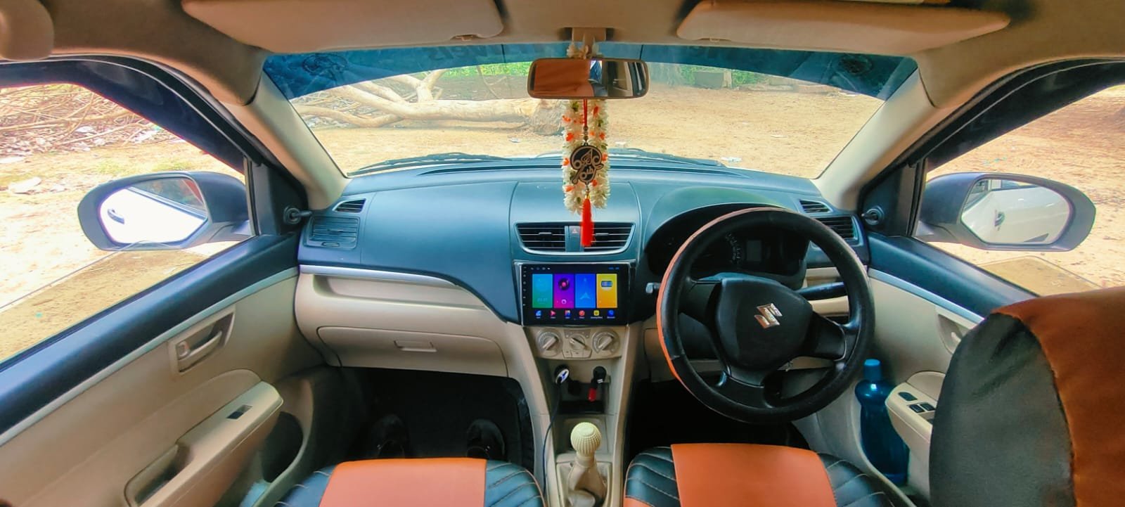 Meenakshi Travels Image 8